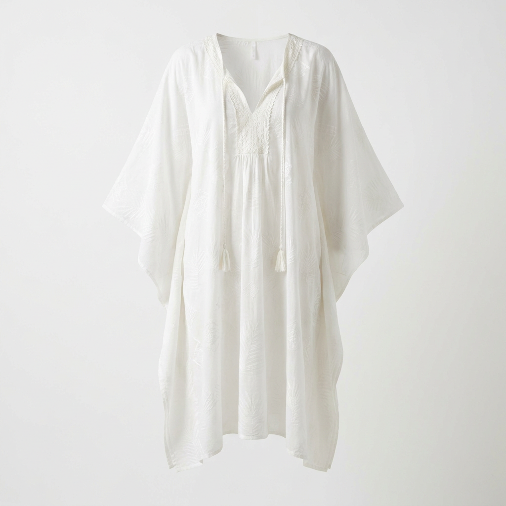 Kaftan à beira da piscina · Retrato elegante